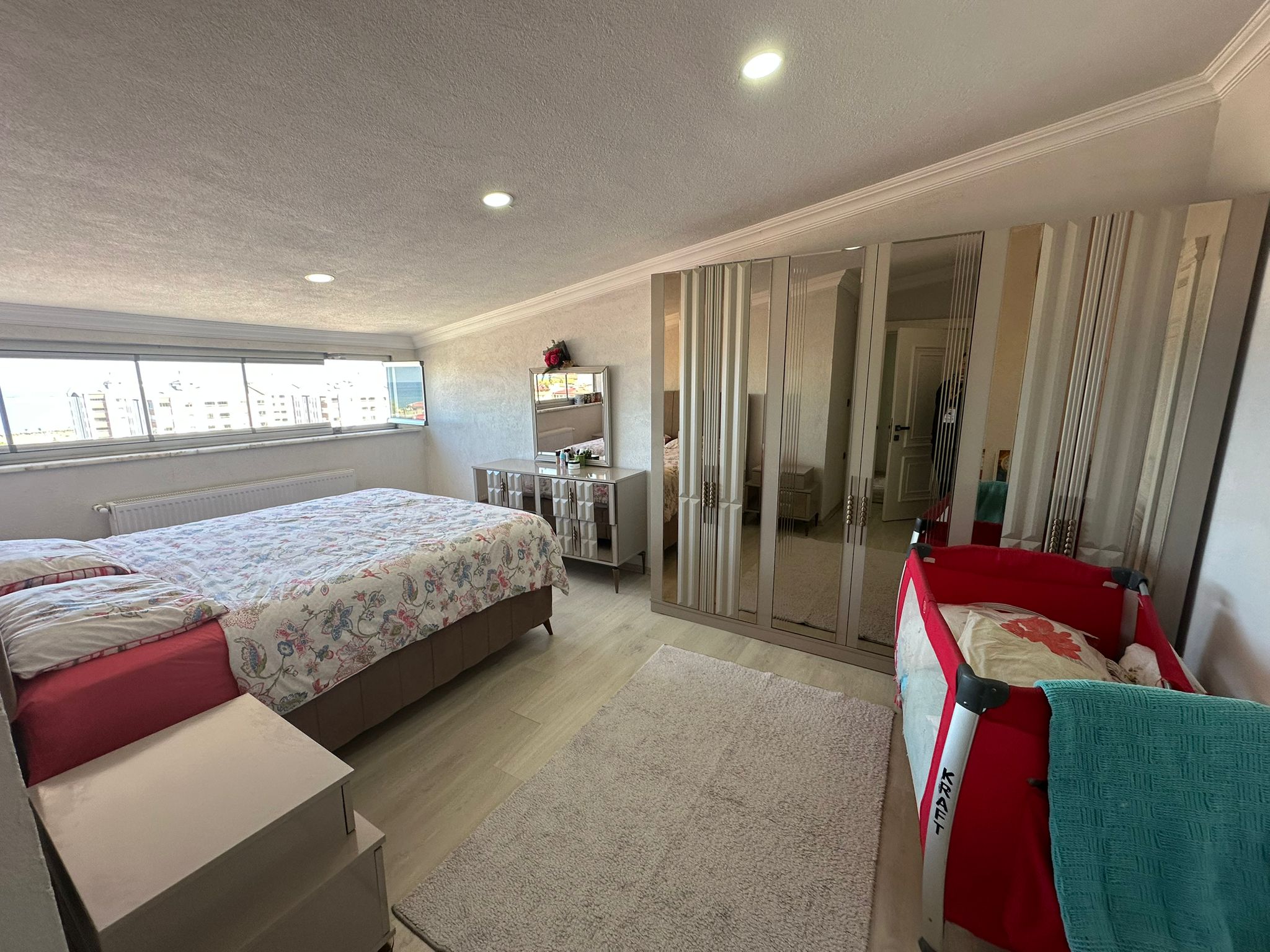 MABEL GAYRİMENKUL/ÇARŞI MERKEZİNDE DENİZ MANZARALI 3+1 DUBLEKS